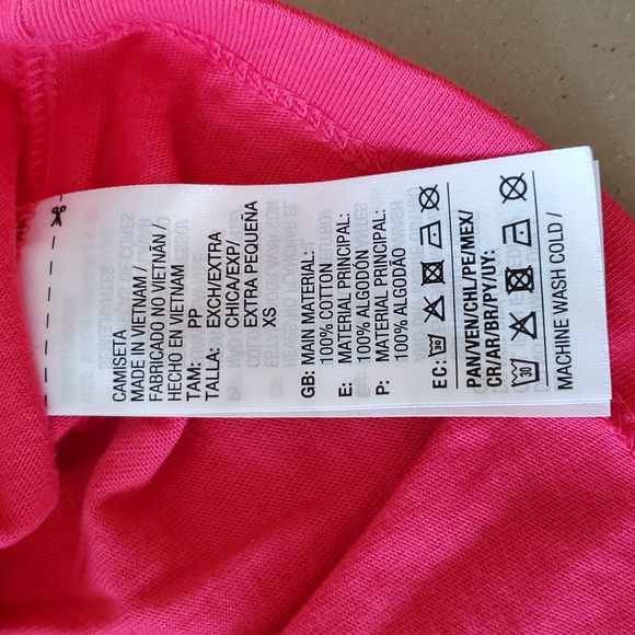 Adidas crop top - fits XS to M - pink - Picture 4 of 8
